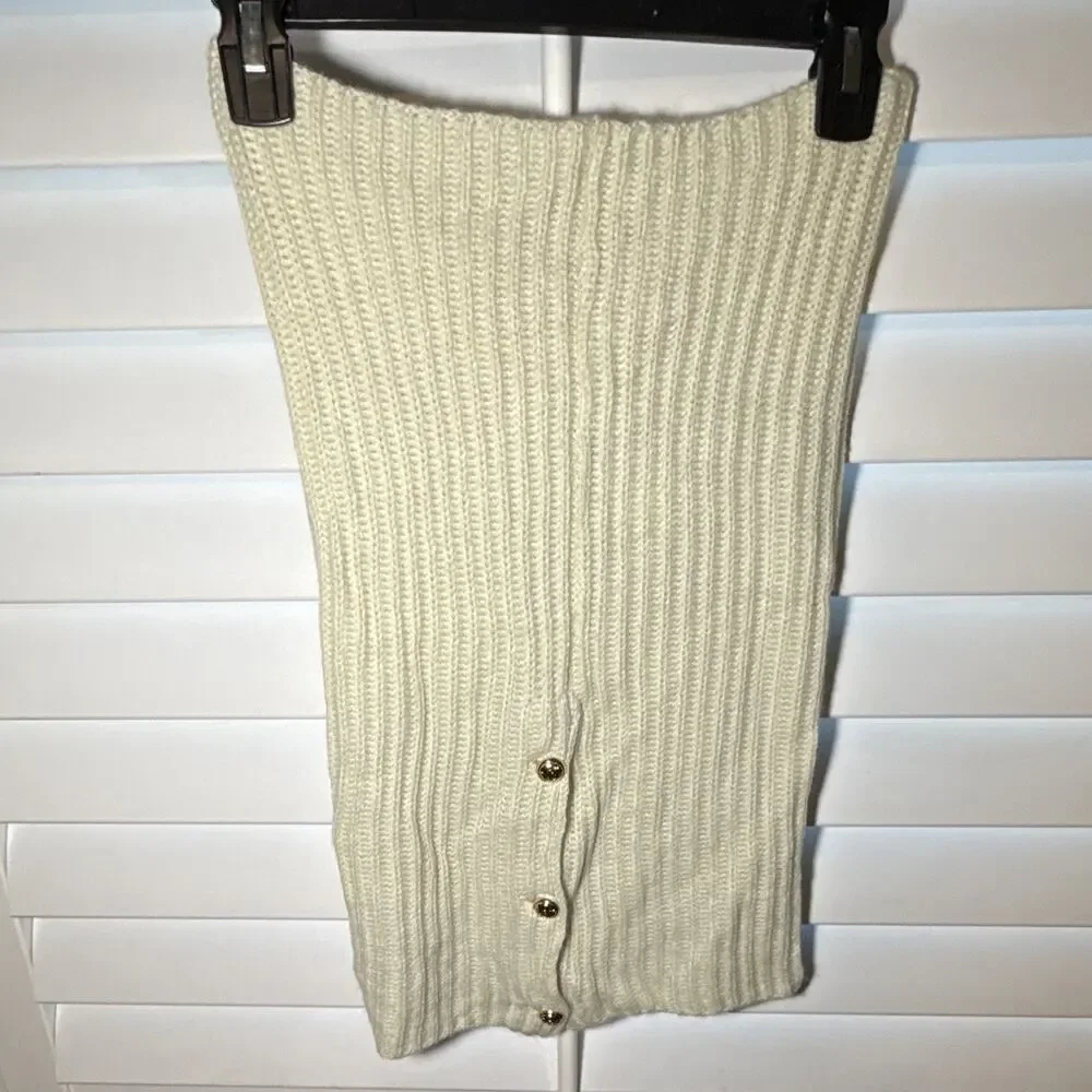 Michael Kors Cream Acrylic Ribbed Knit Scarf Wrap with Button Accents
